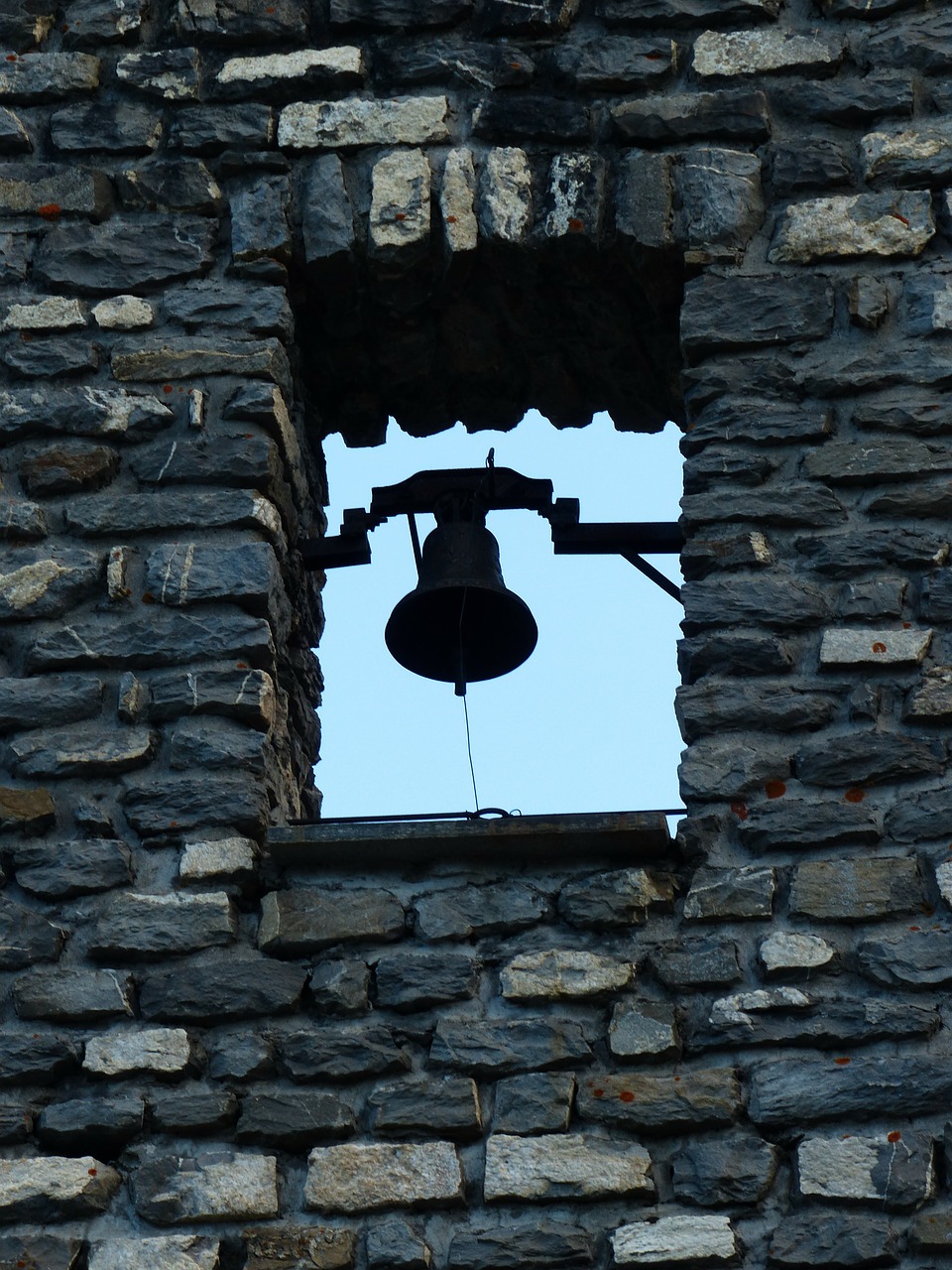 bell stone facade window free photo