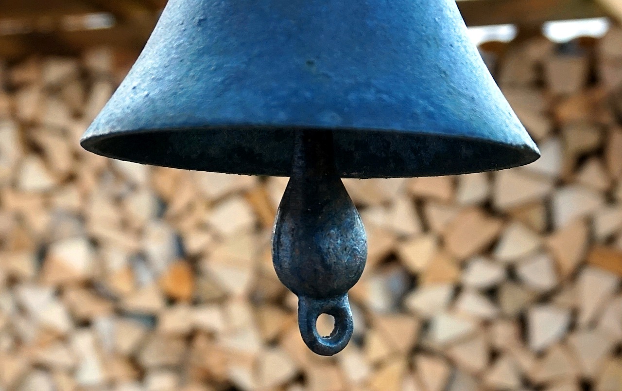 bell  iron  metal free photo