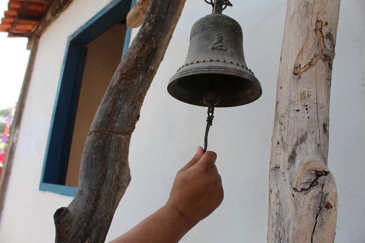 bell hand annunciation free photo
