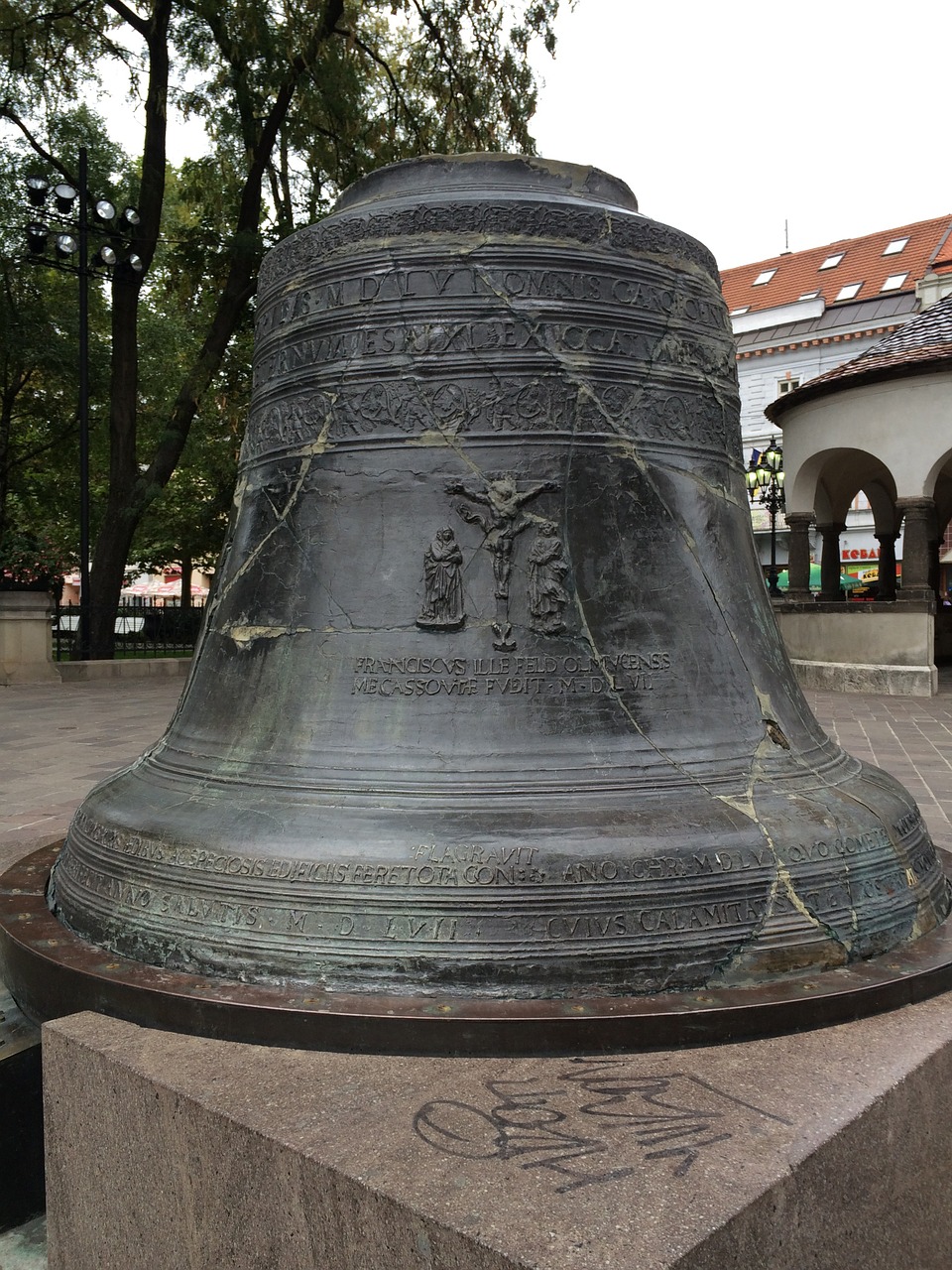 bell church kosice free photo