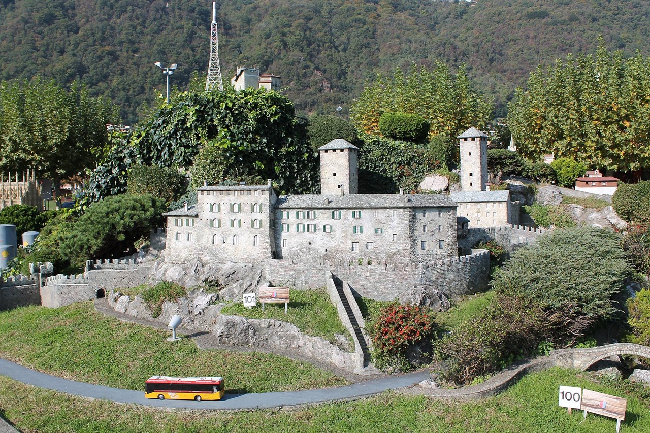 bellinzona castelgrande swissminiatur free photo