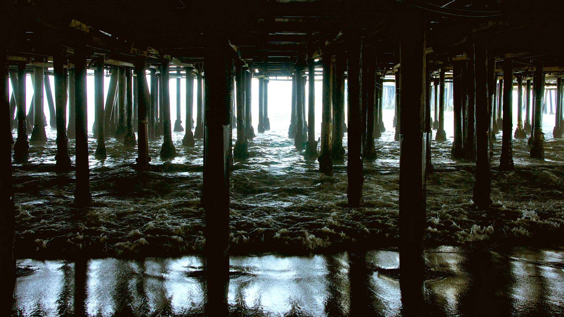 beach beams columns free photo