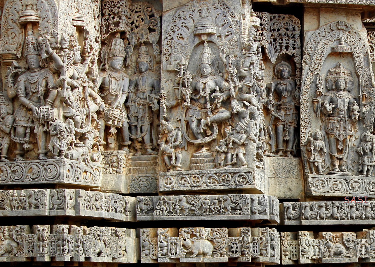 belur halebeedu hoysala sculpture free photo