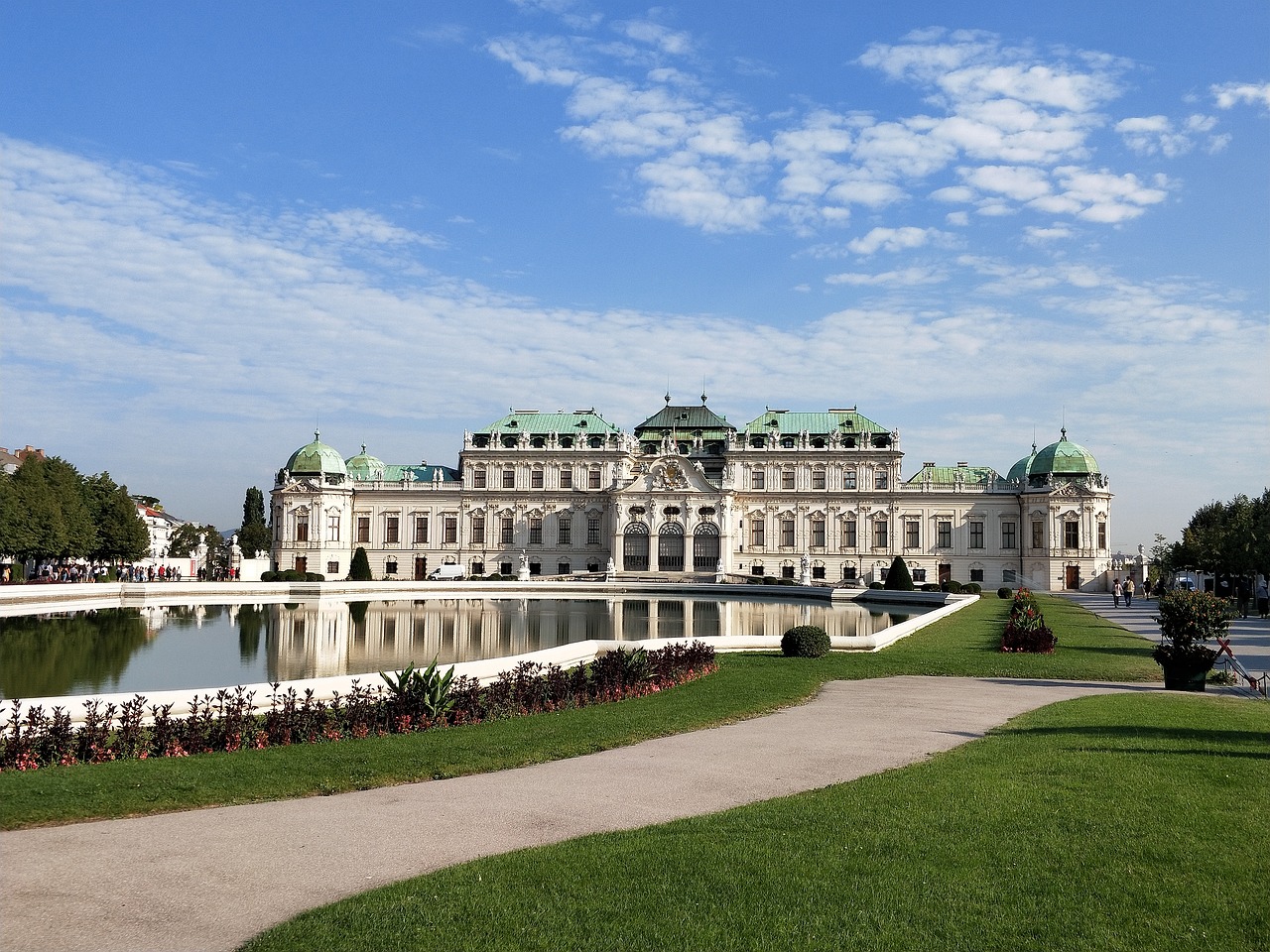 belvedere palace  vienna  baroque free photo
