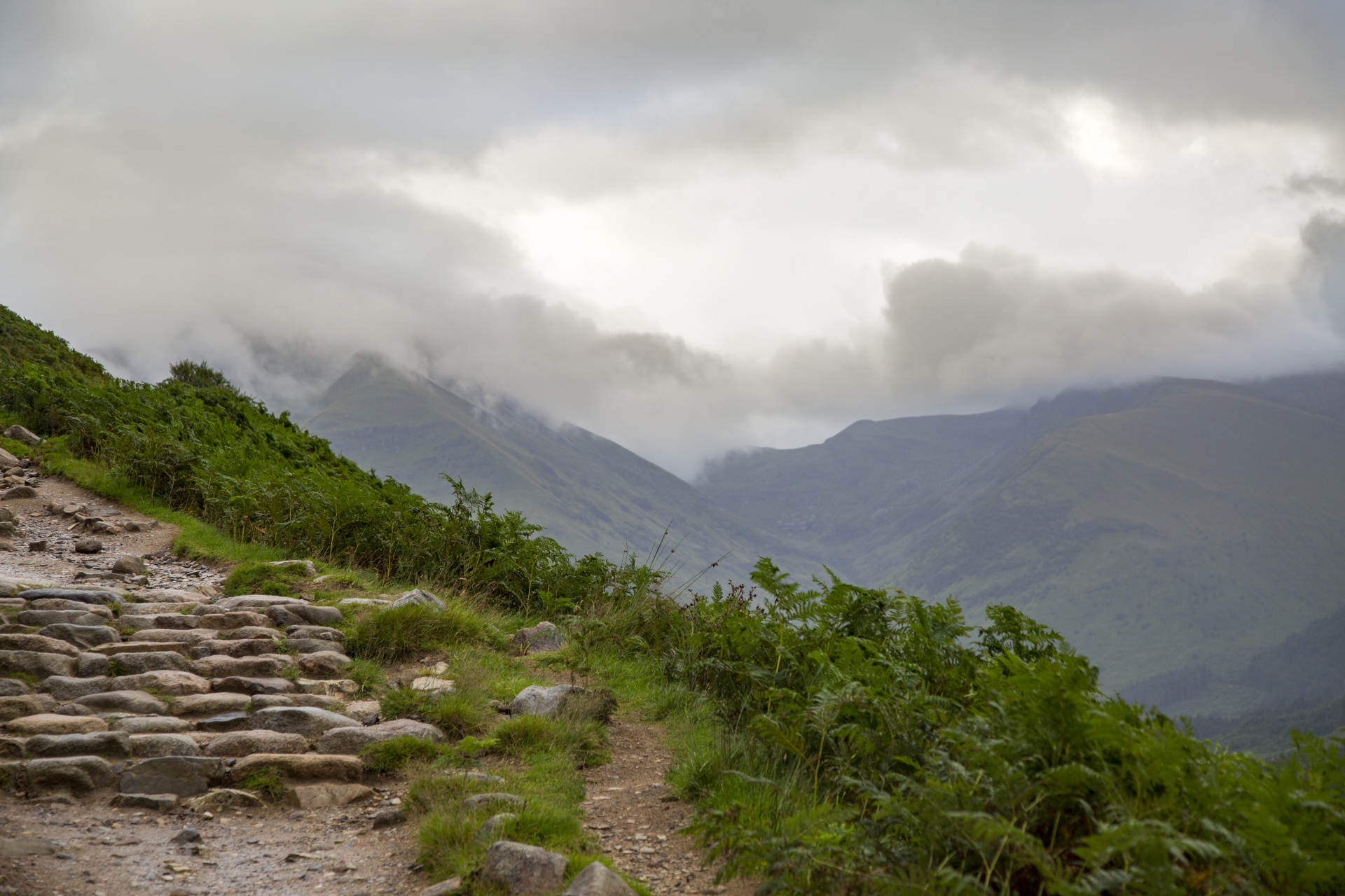 ben scotland fog free photo