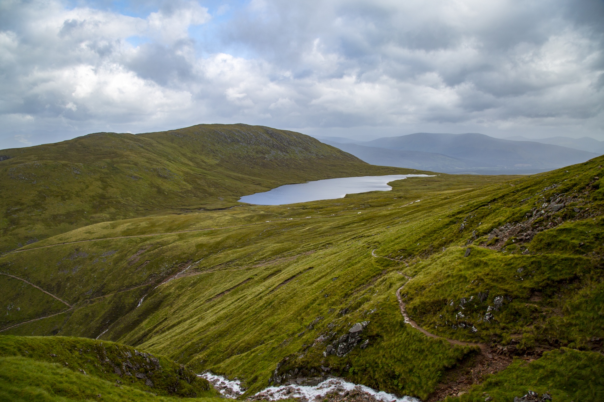 ben scotland fog free photo