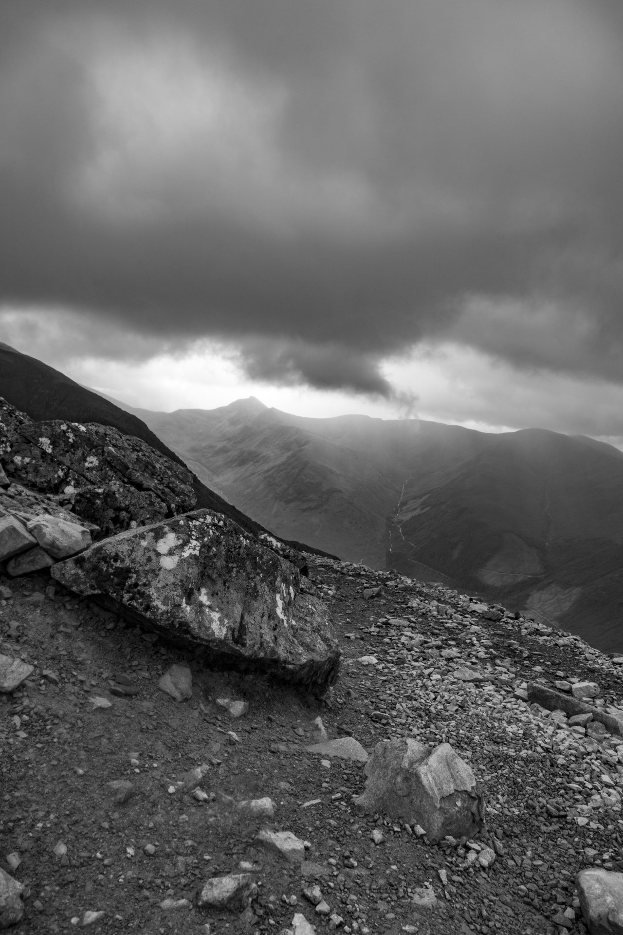 ben scotland fog free photo