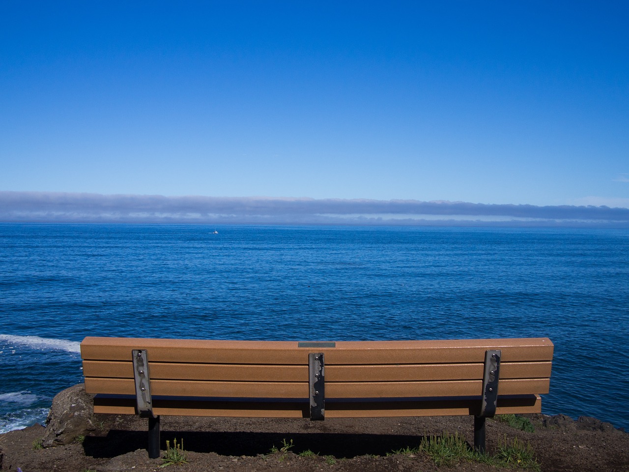 bench sea sky free photo