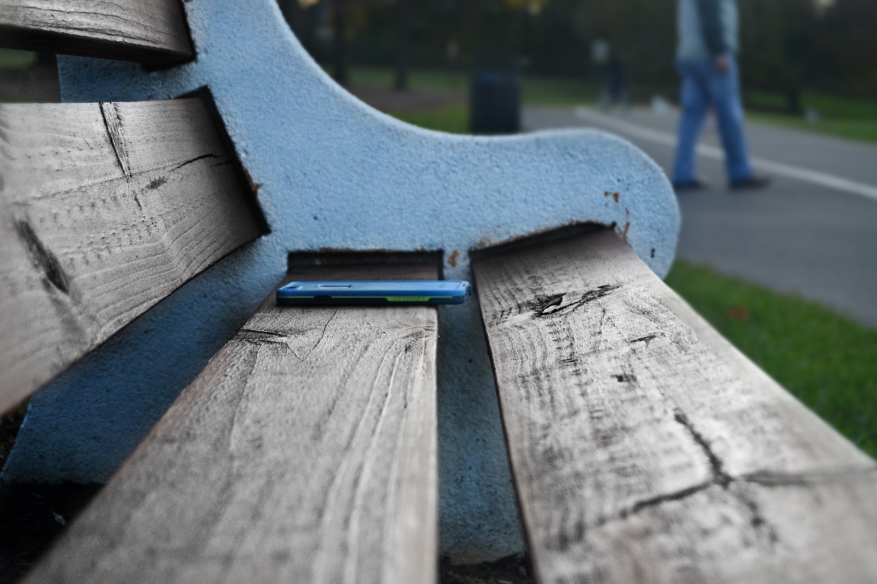 bench iphone wood free photo