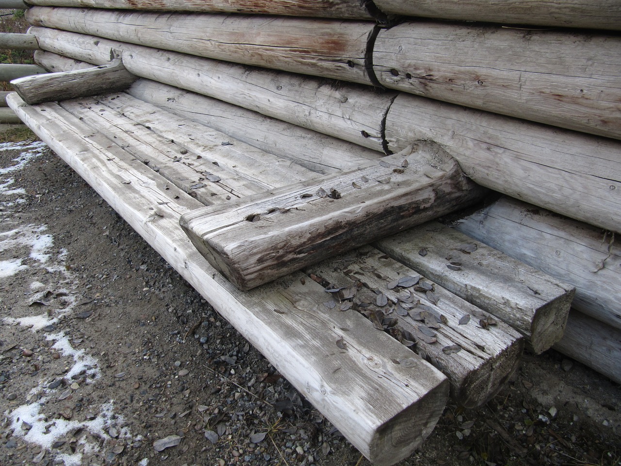 bench wood furniture outdoor free photo