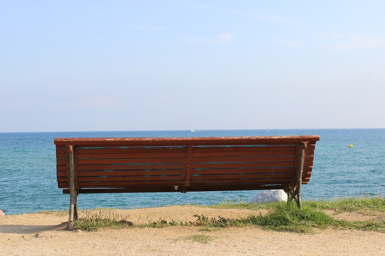 bench  beach  sea free photo