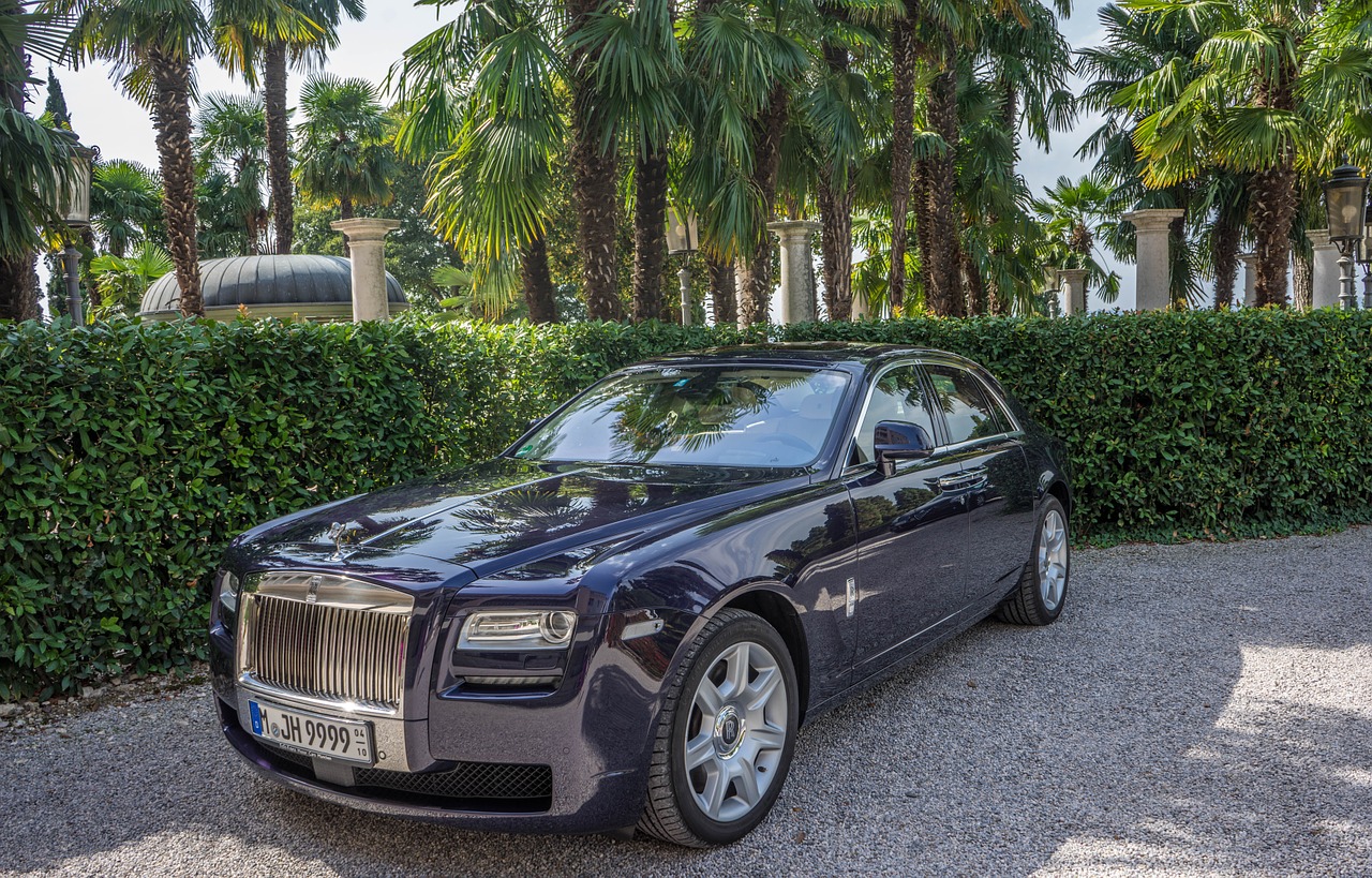 rolls royce car automobile free photo