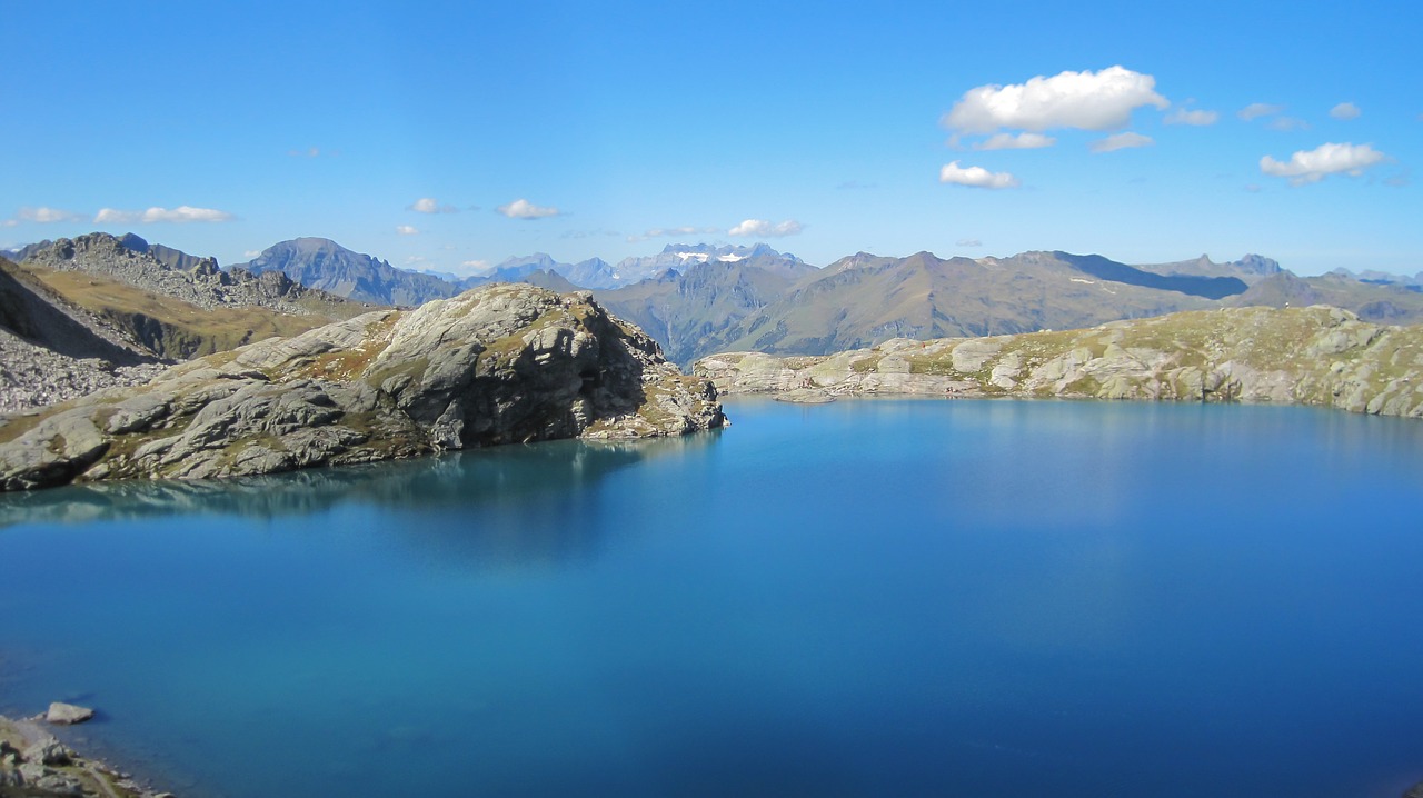 bergsee mountains alpine free photo