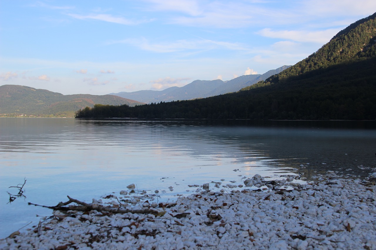 bergsee  alpine  lake free photo