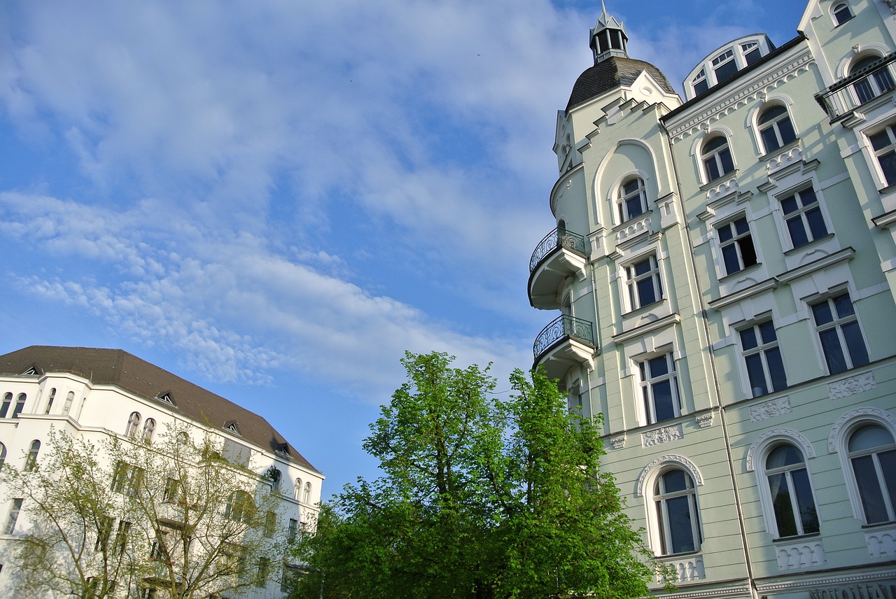 berlin street architecture free photo