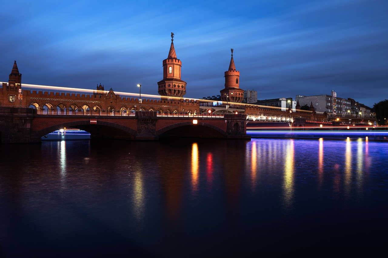 berlin germany oberbaum bridge free photo