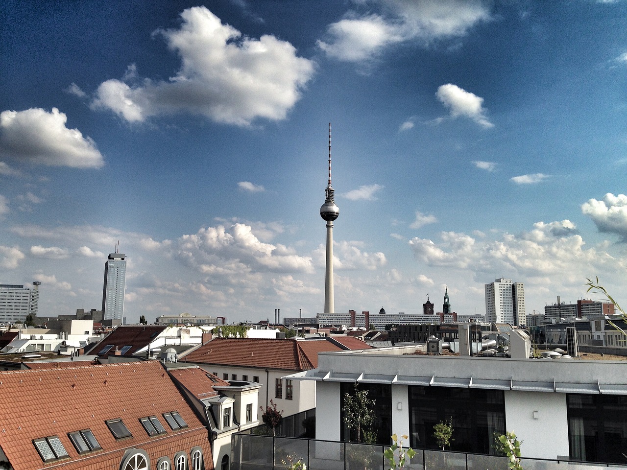 berlin tv tower places of interest free photo