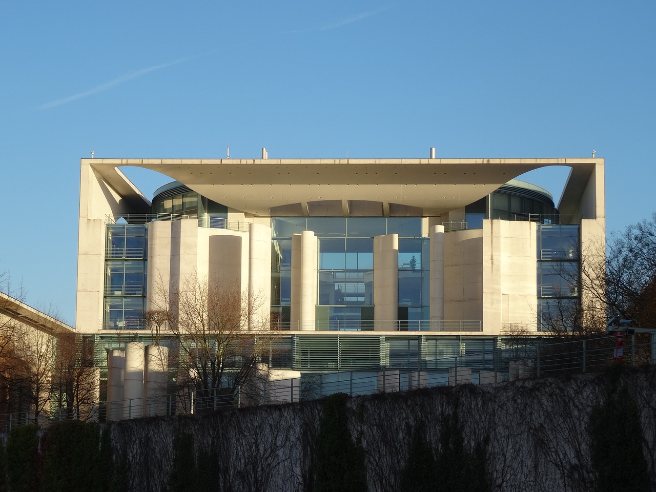 berlin chancellery places of interest free photo