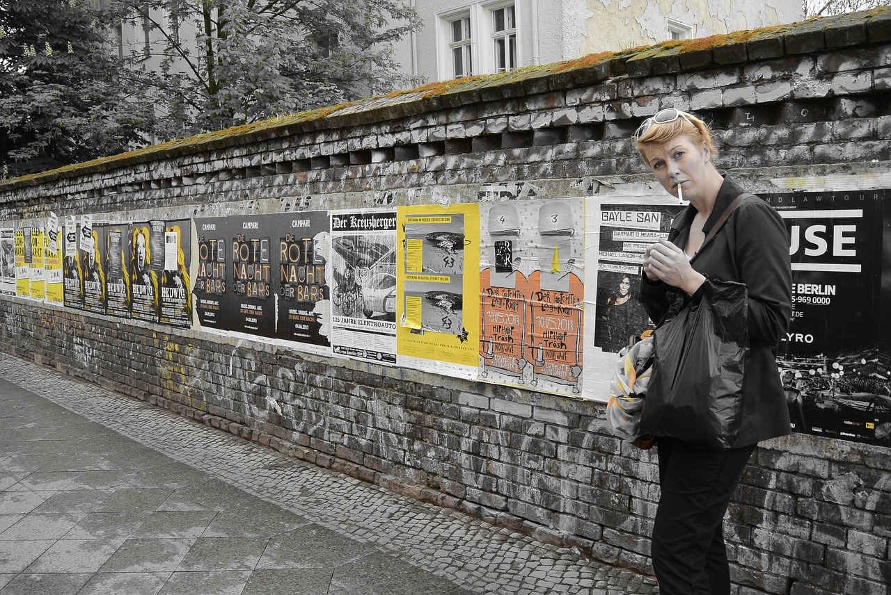 berlin street art wall free photo
