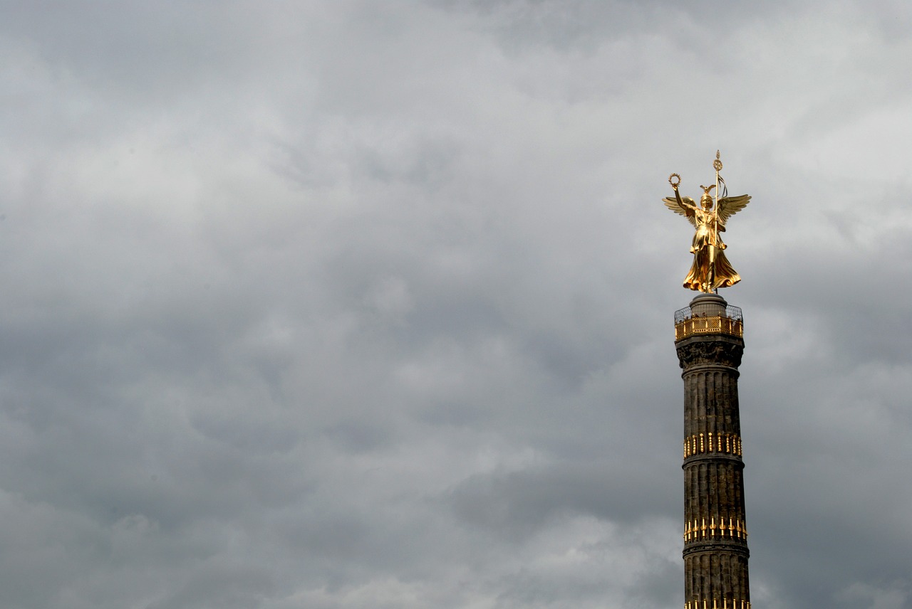 berlin monument clouds free photo