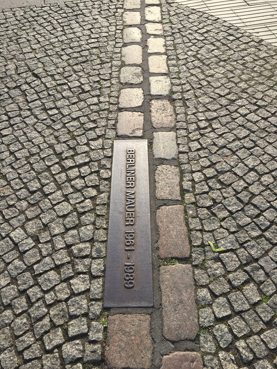 berlin wall landmark free photo