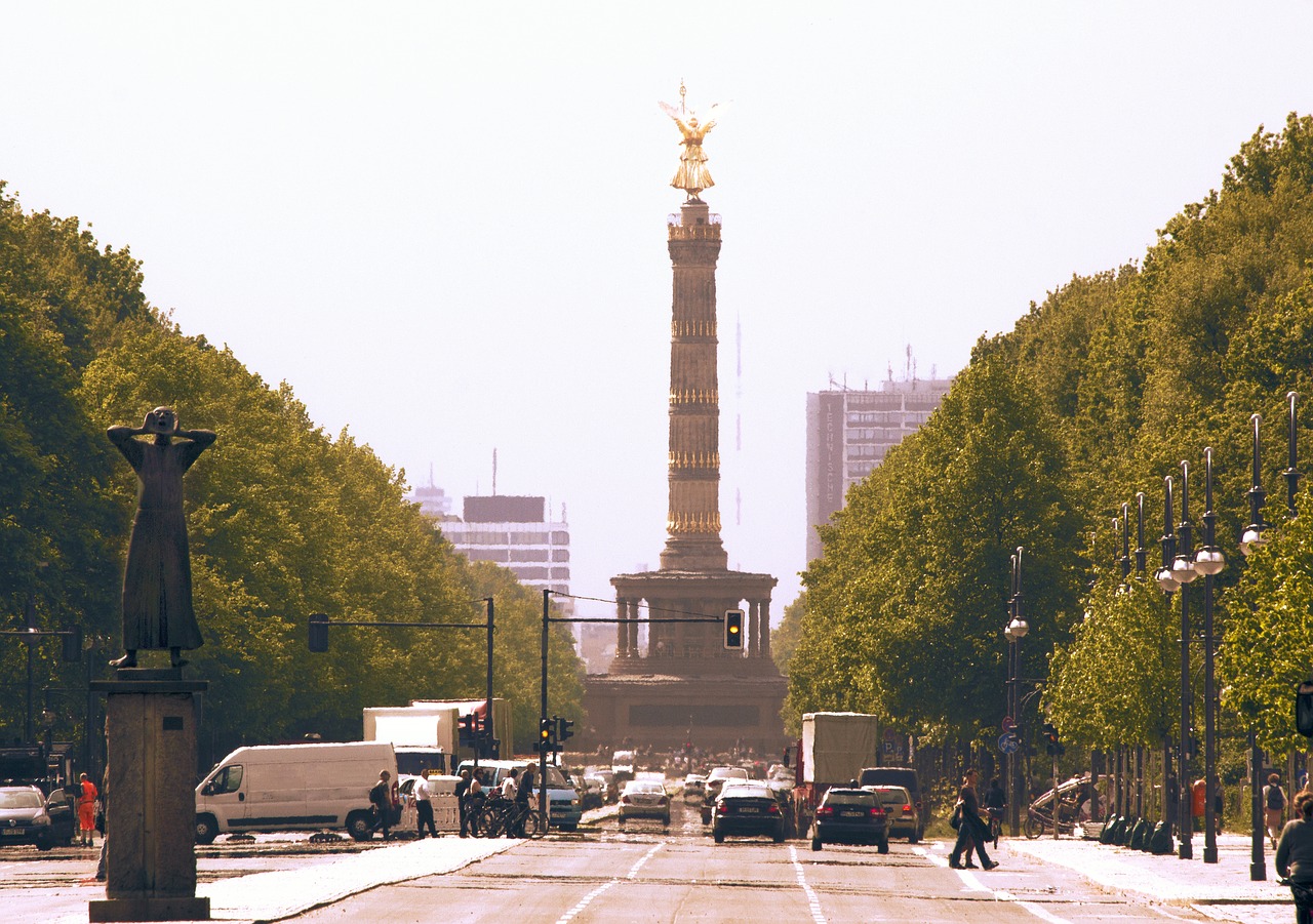 berlin road siegessäule free photo