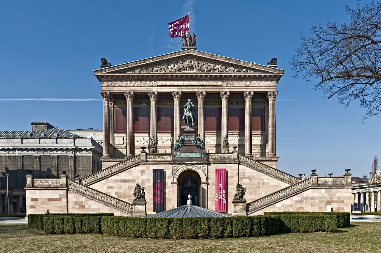 berlin museum building free photo