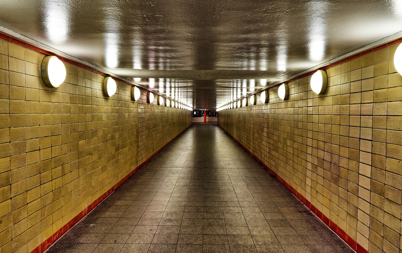 berlin  subway  bernauer strasse free photo