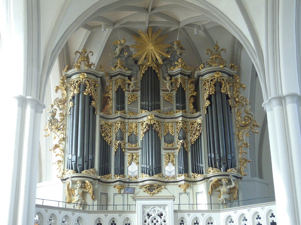 berlin church church organ free photo