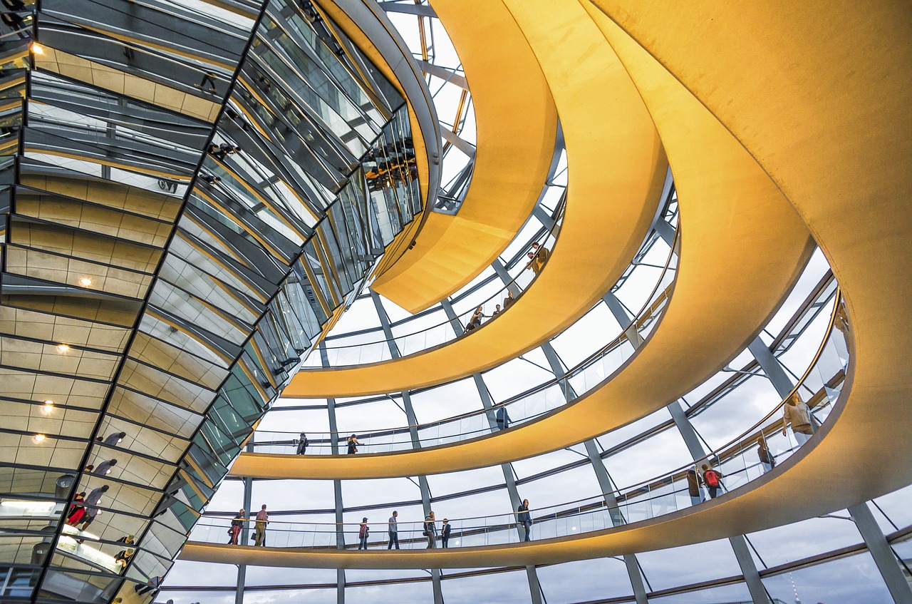 berlin  reichstagkoepel  modern free photo