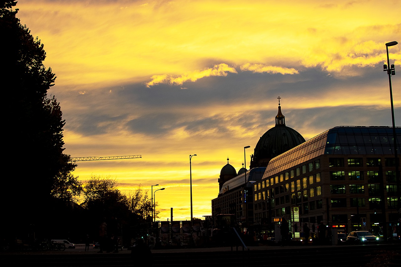 berlin  sun  sky free photo