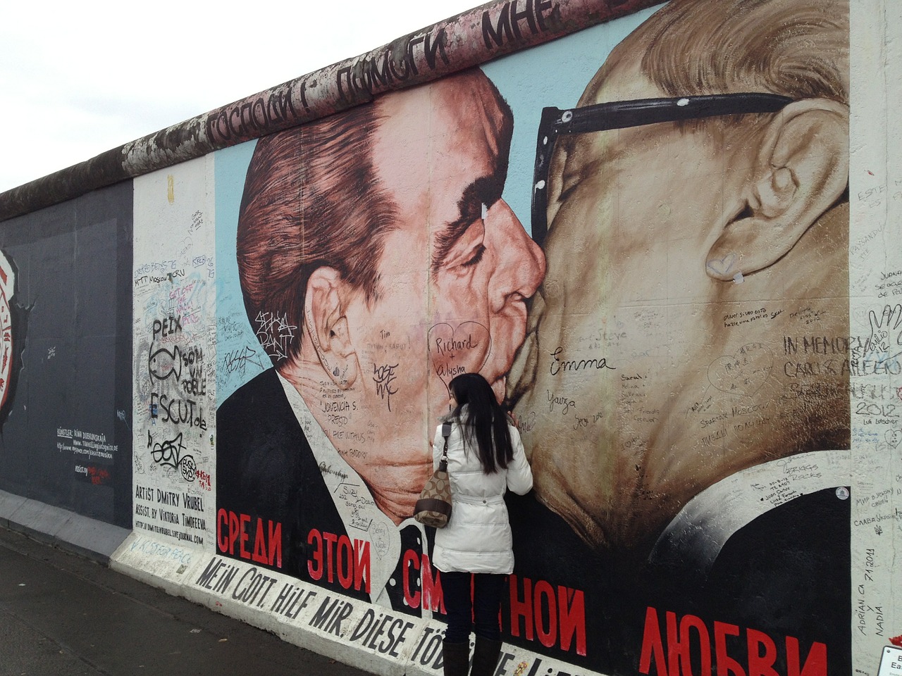 berlin wall kiss free photo