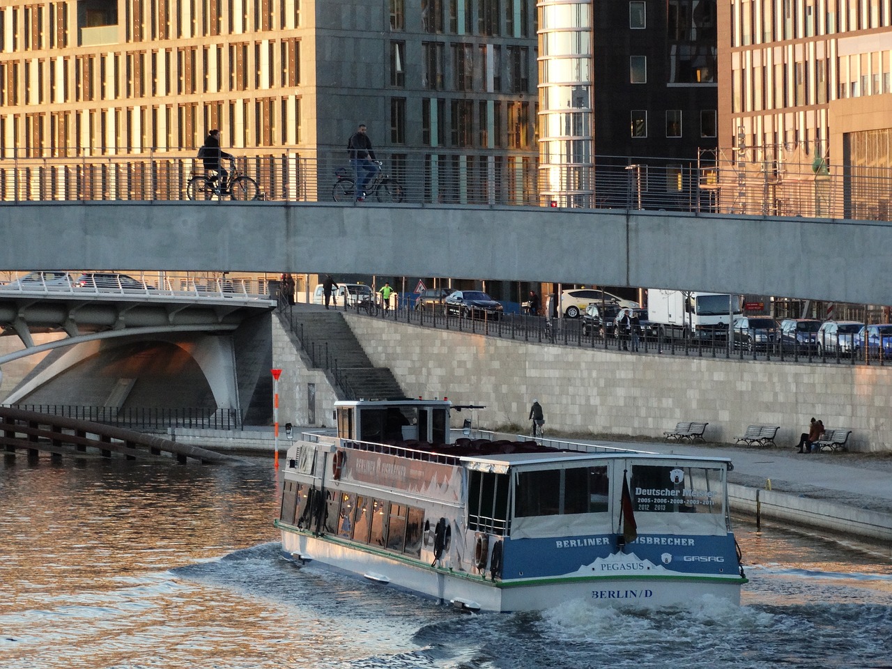 berlin bridge water free photo