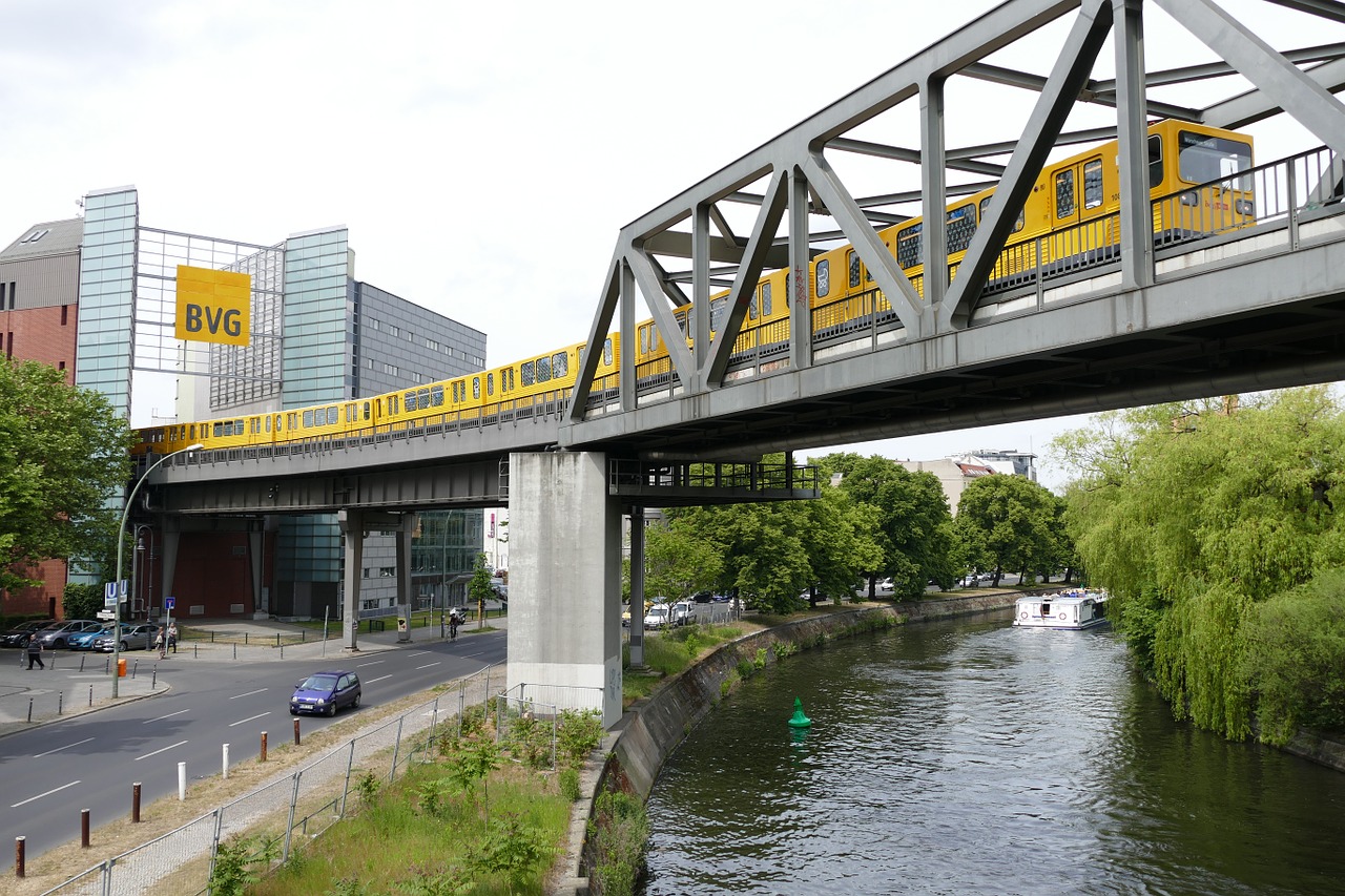 berlin kreuzberg ubahn free photo