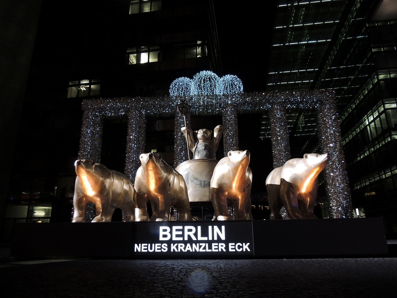 berlin night city of lights free photo