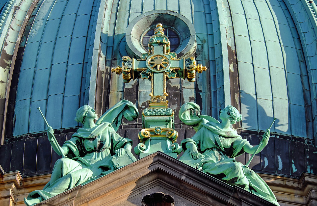 berlin cathedral dome cross free photo