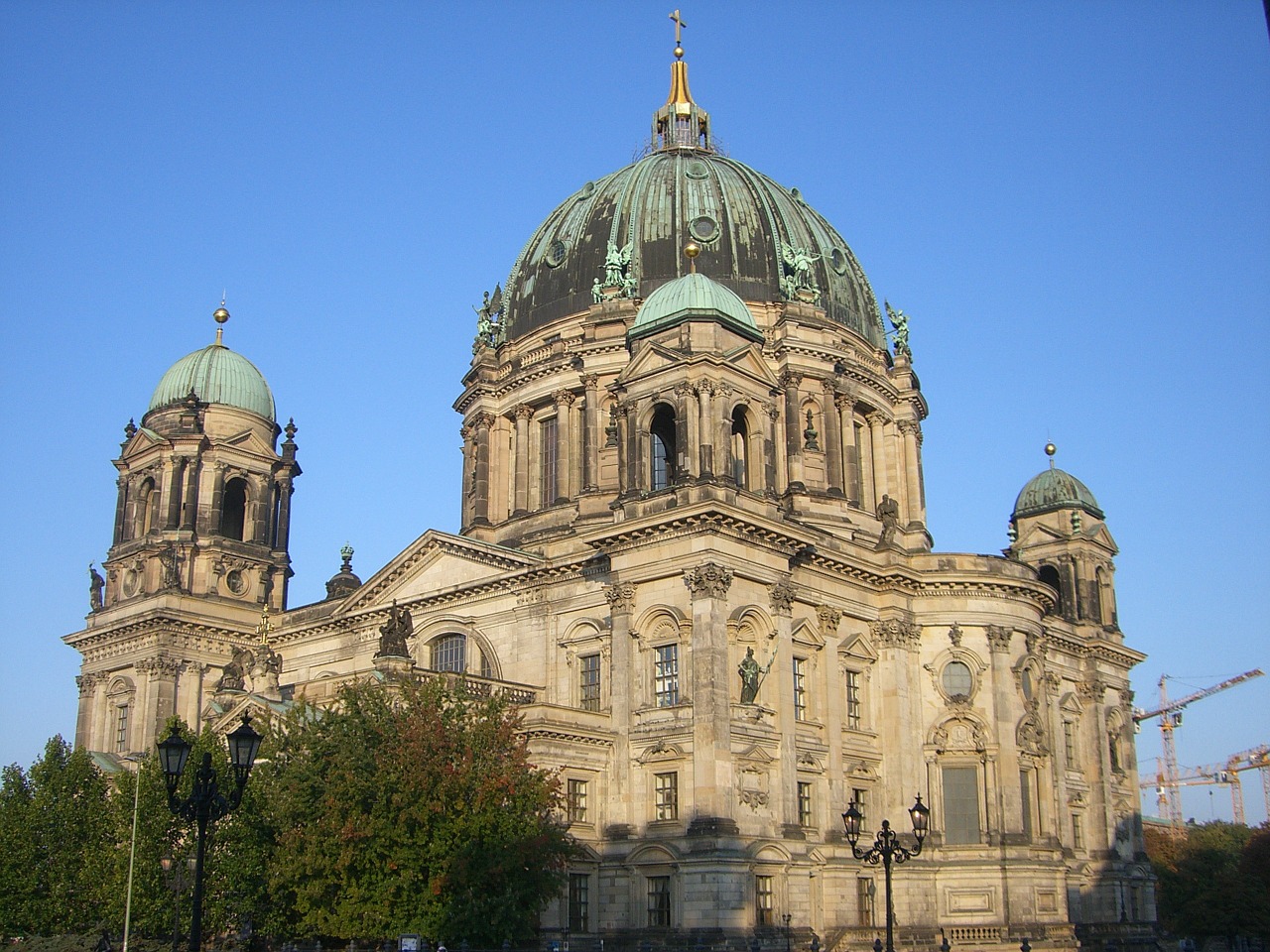 berlin cathedral dom building free photo