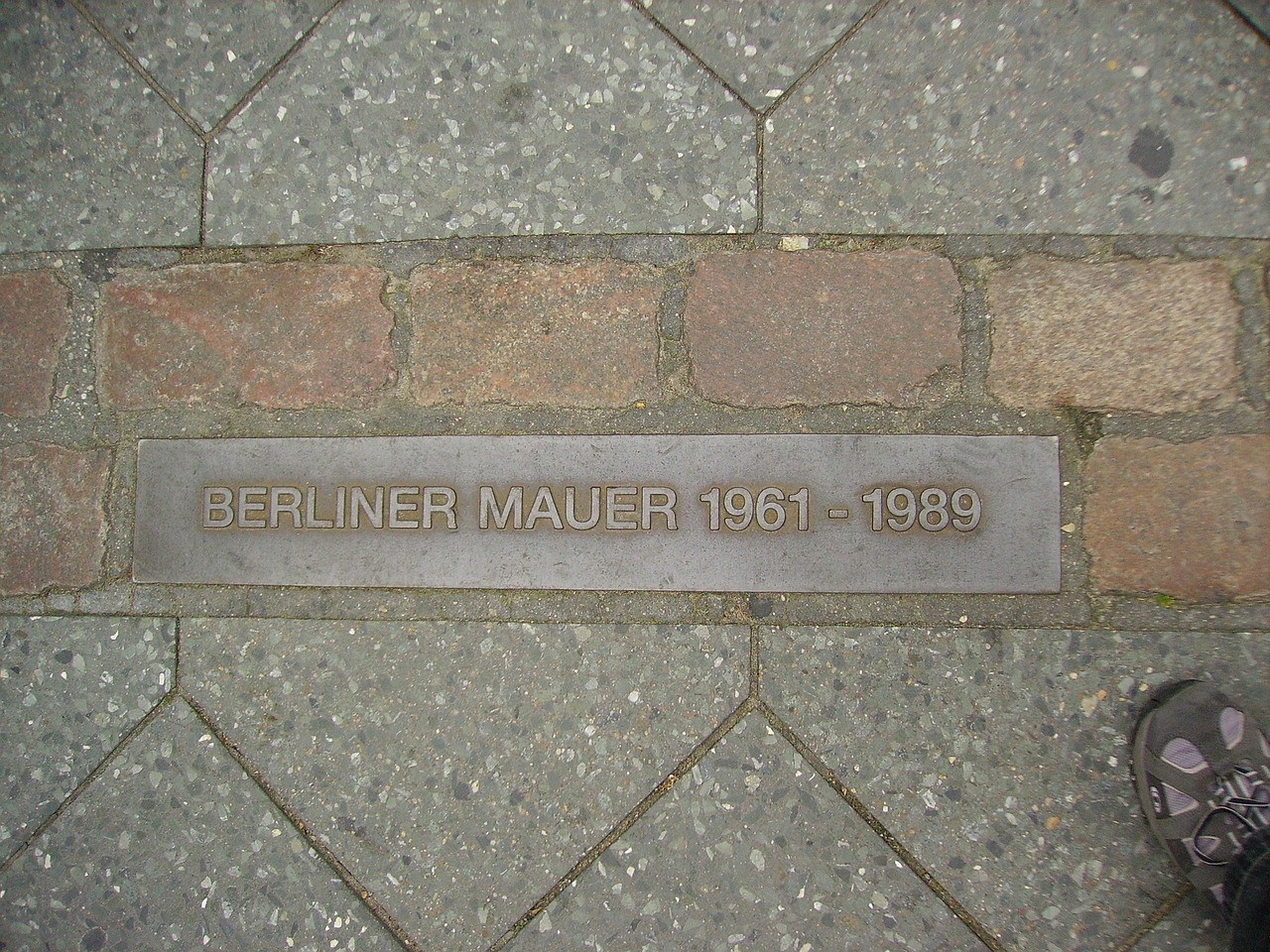 berlin wall monument germany free photo