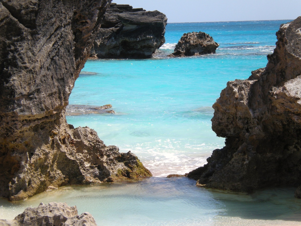 bermuda ocean scenic free photo