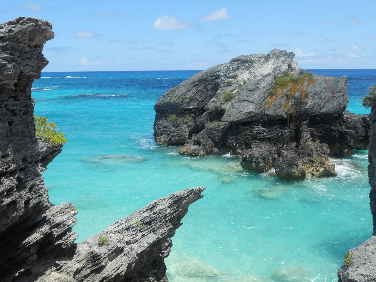 bermuda blue water free photo