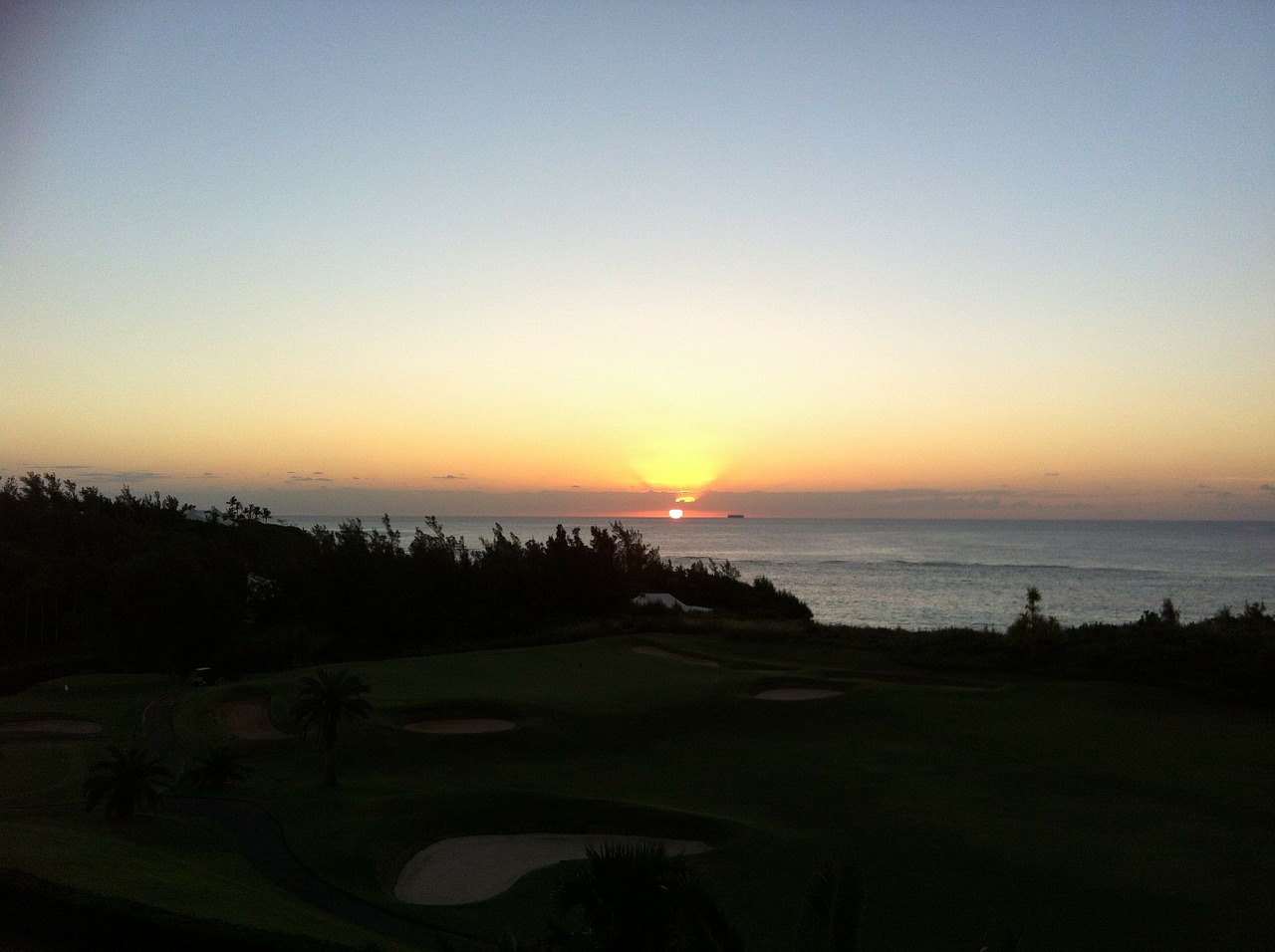bermuda sunrise ocean free photo