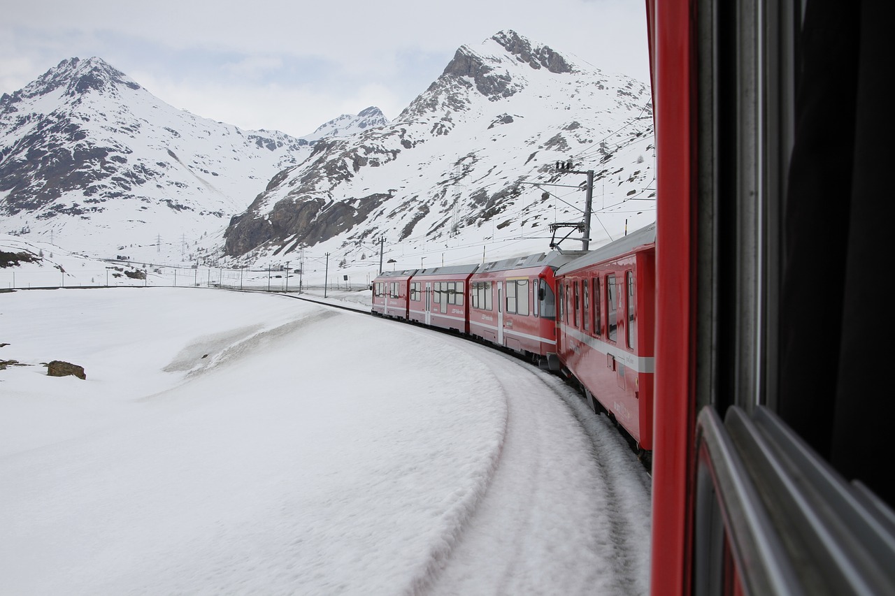 bernina  railway  bernina railway free photo