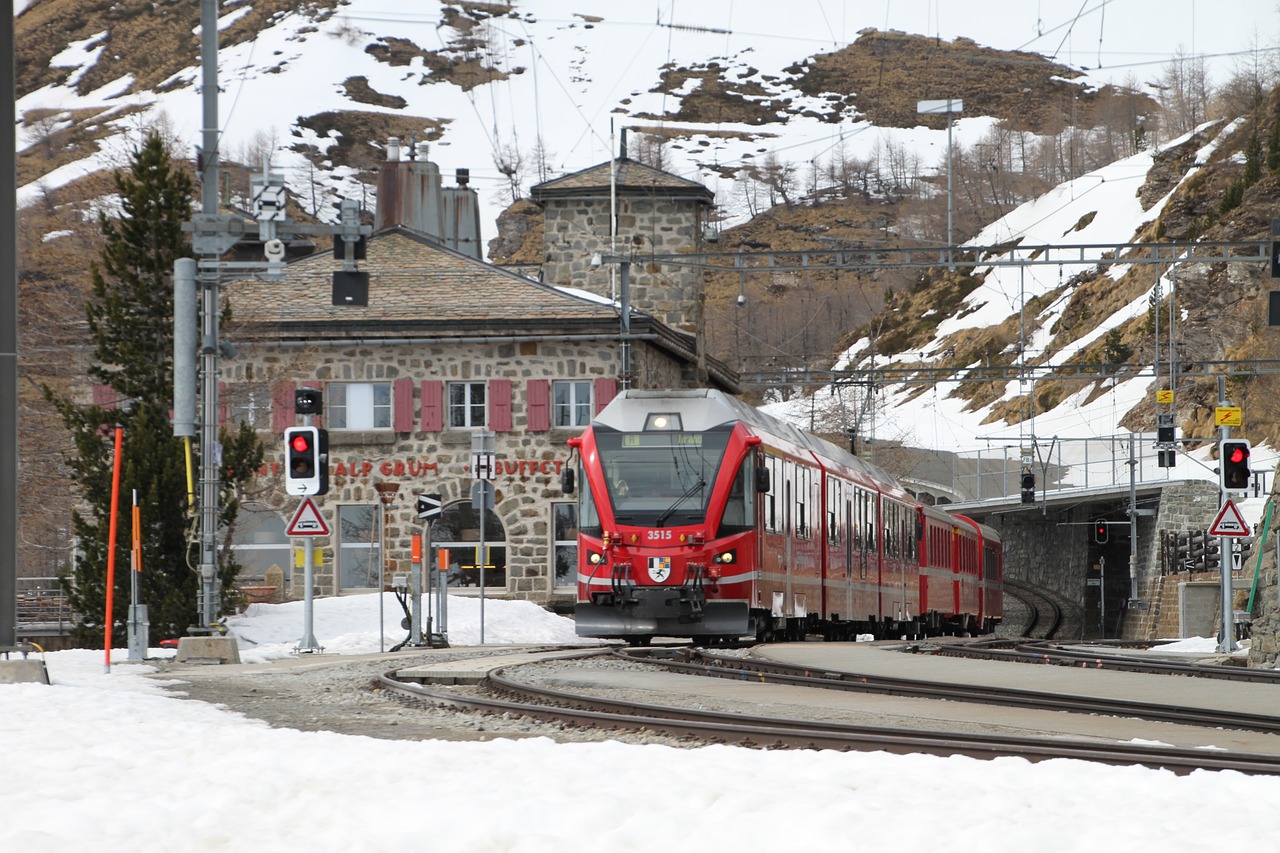 bernina  train  bernina railway free photo