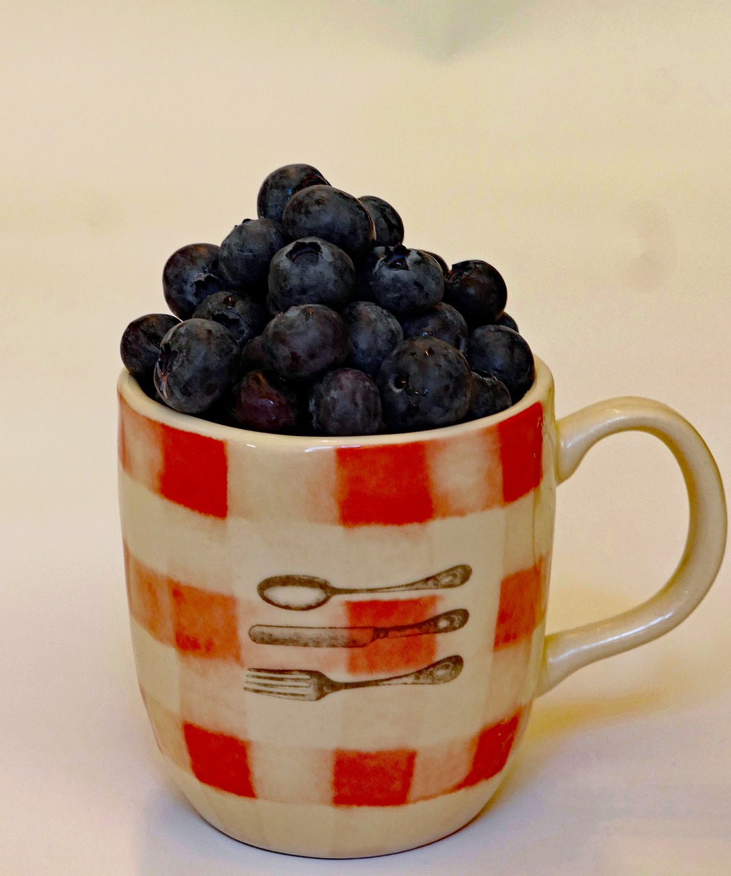 berry  blueberry  cup free photo