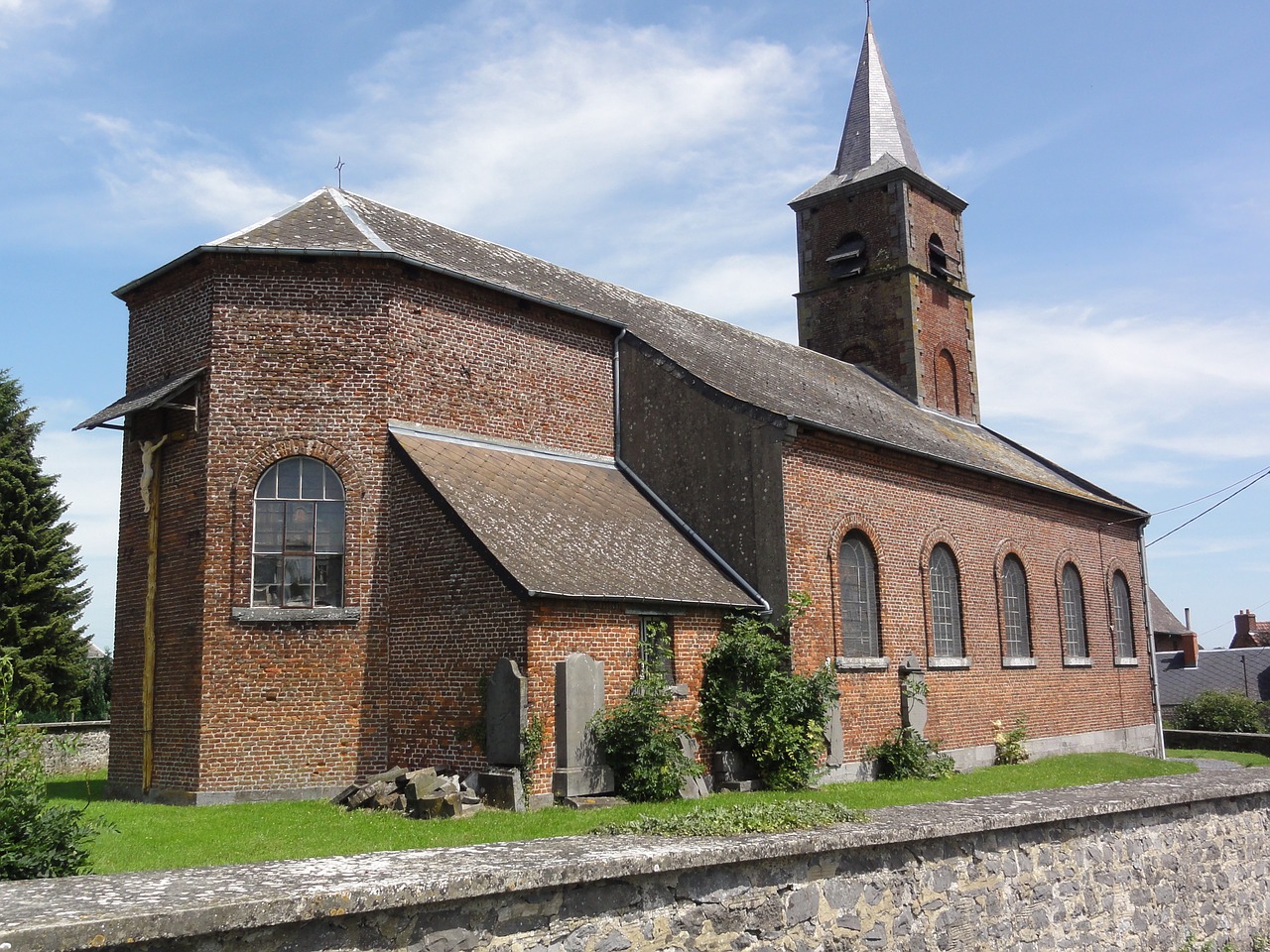 bettrechies france church free photo