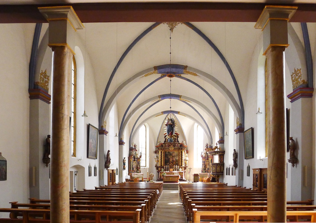 beverungen church interior free photo