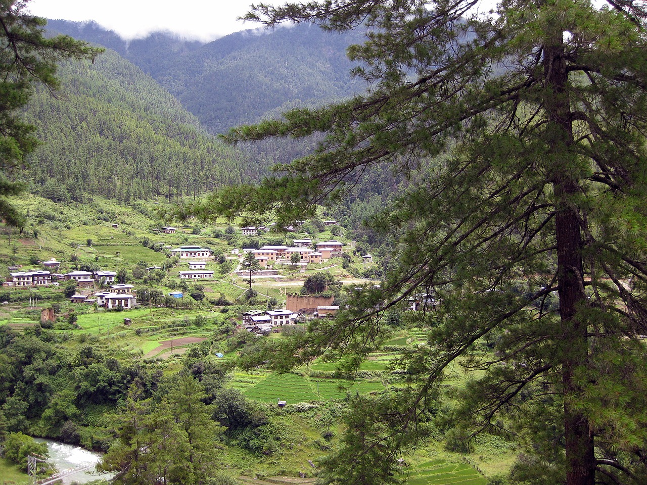 bhutan mountains tourism free photo