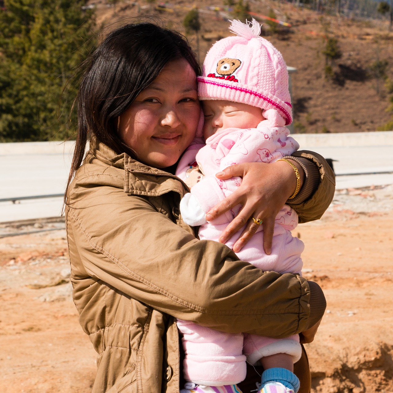 bhutanese mother baby free photo