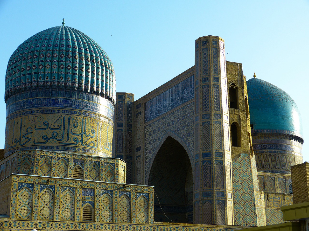 bibi xanom mosque samarkand free photo