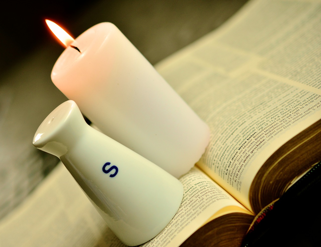 bible salt and light symbolism free photo